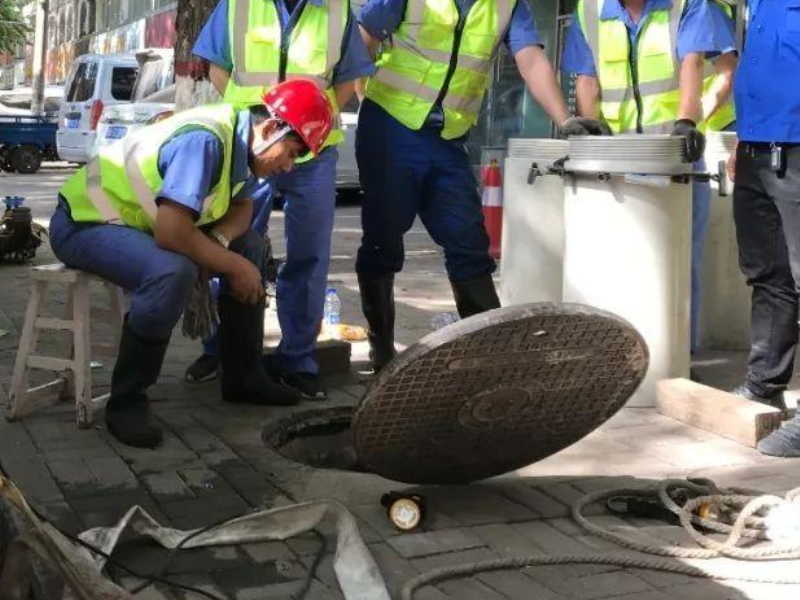 成都清洗疏通马路污水管道，疏通化粪池，疏通下水道